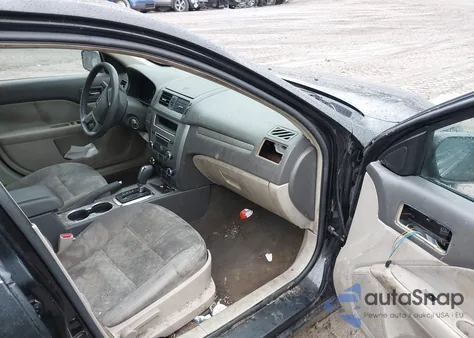 2010 Ford Fusion Se from USA, damaged, VIN 3FAHP0HA3AR199385